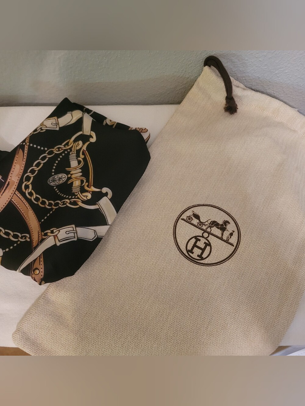 Luxury Bag - Picture 2 of 8